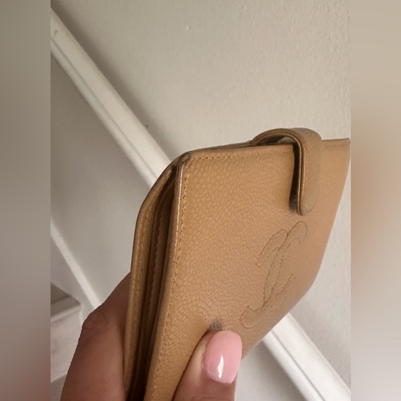 Chanel Caviar Leather Kiss Lock Wallet - Picture 8 of 17